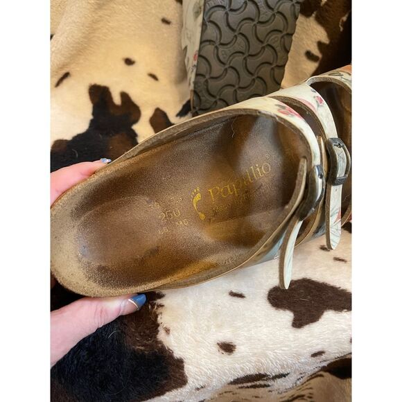 Papillio Floral Printed Birkenstock-Style Sandals - Picture 7 of 7